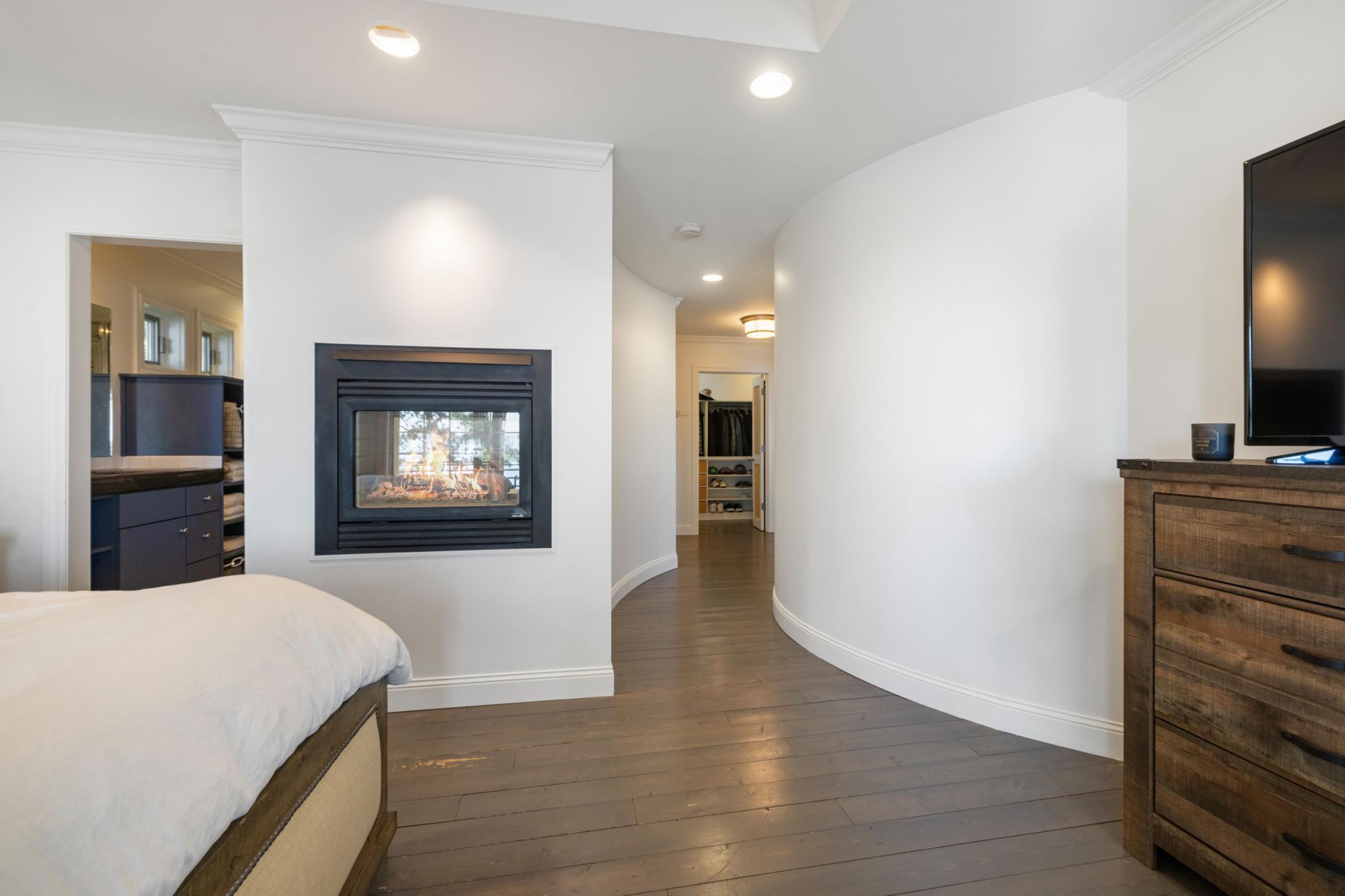 9284 Interlachen Road