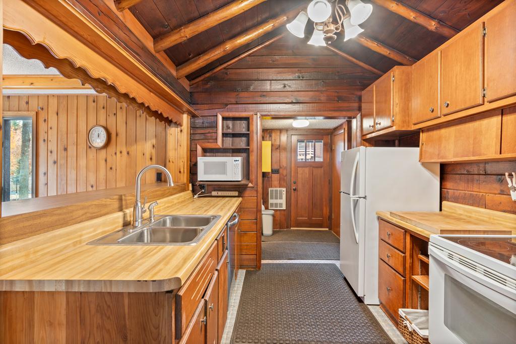 10746 Loon Call Drive SW