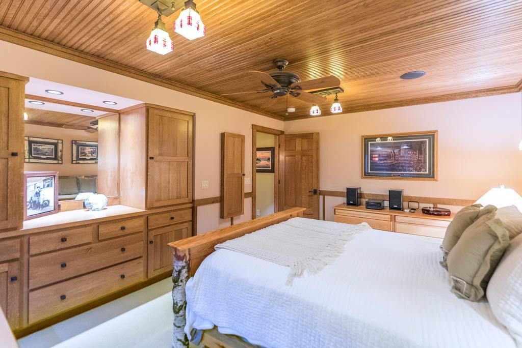 9356 Interlachen Road