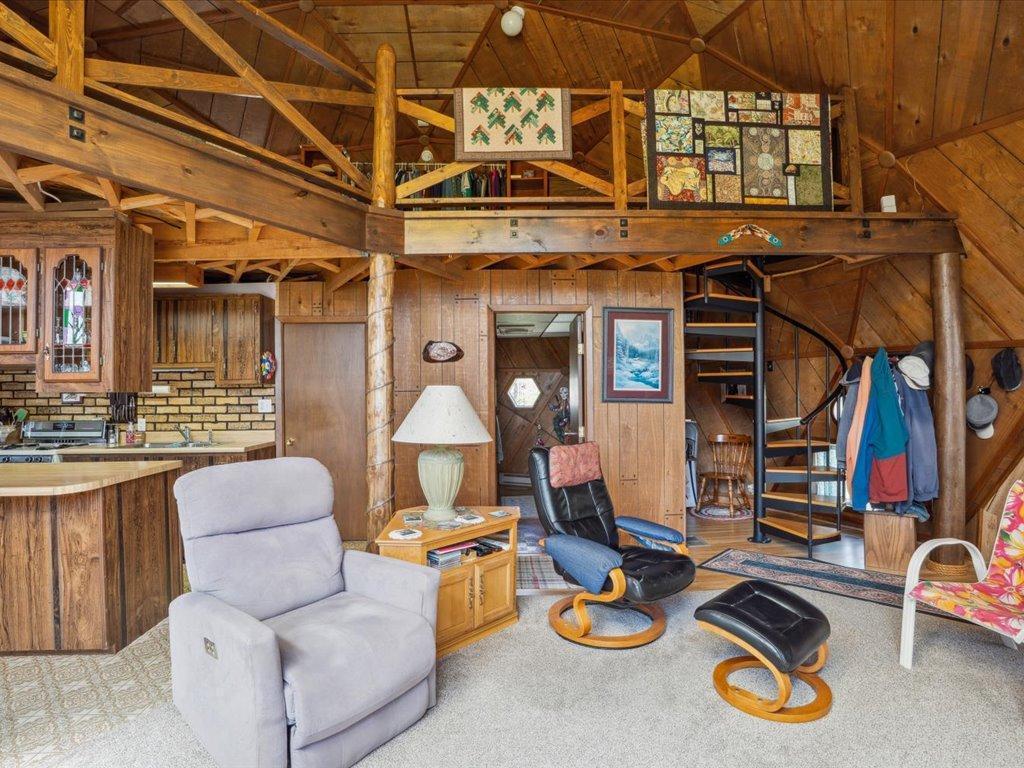 41863 Little Pine Road