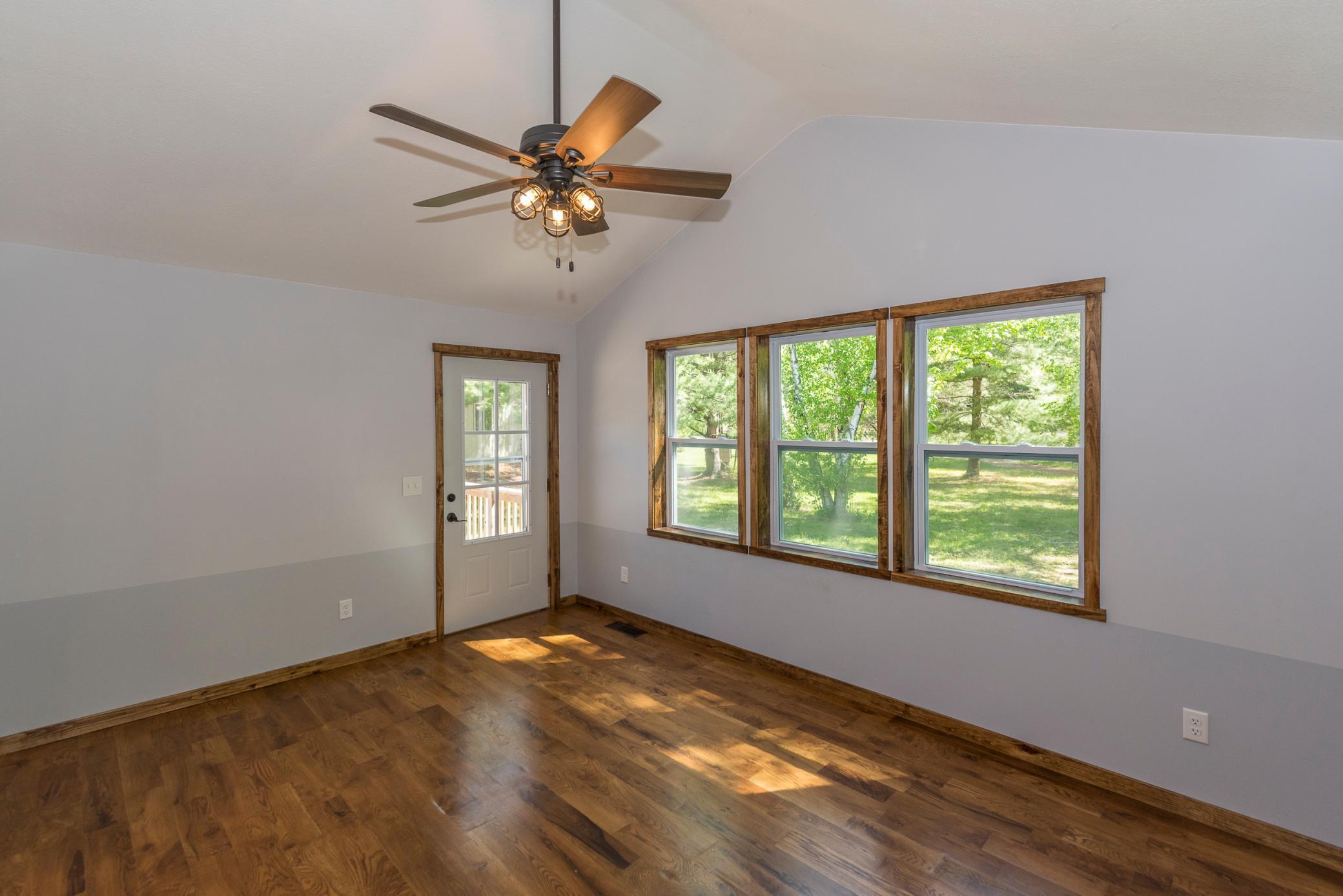 8296 Gladstone Lake Road
