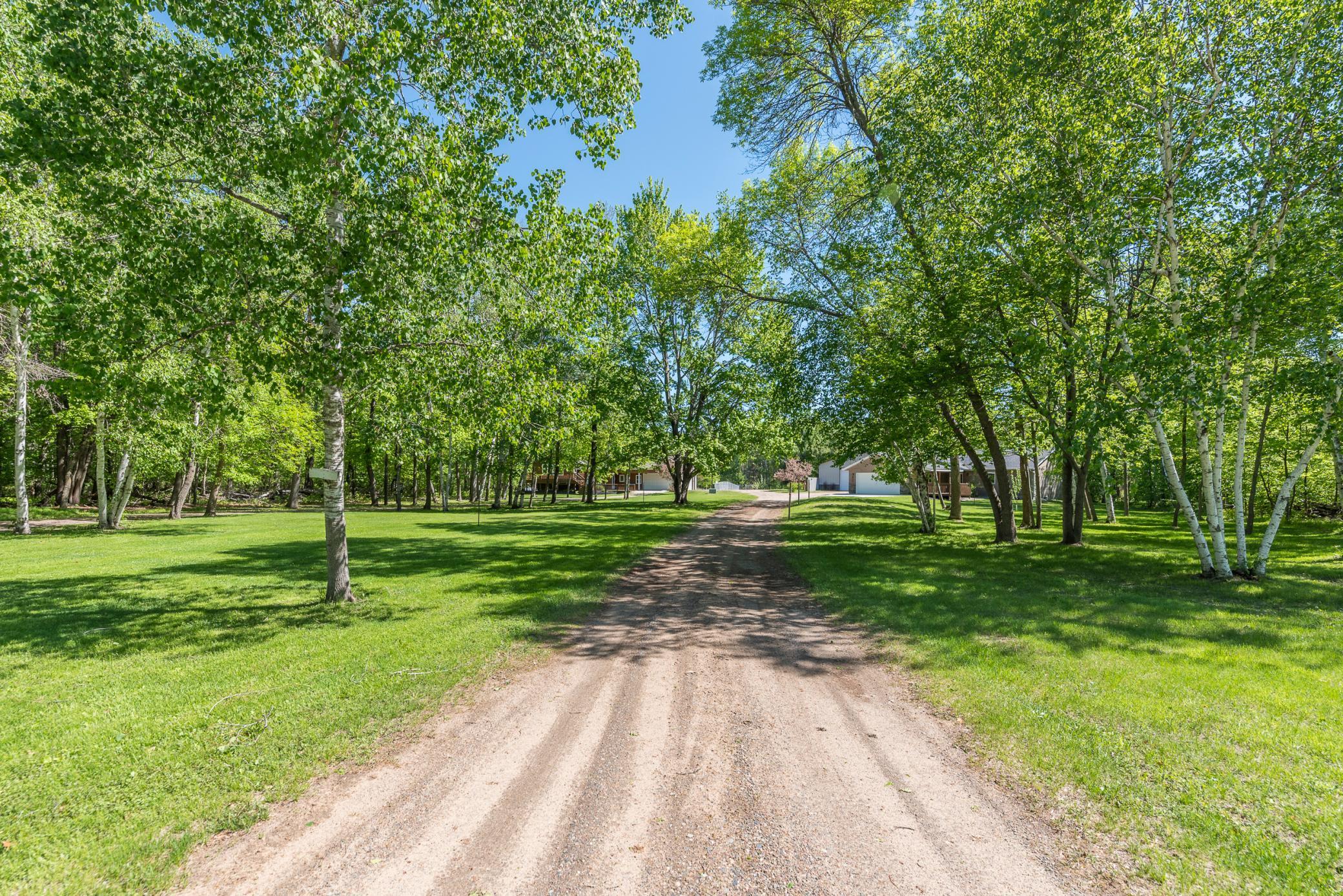 8296 Gladstone Lake Road