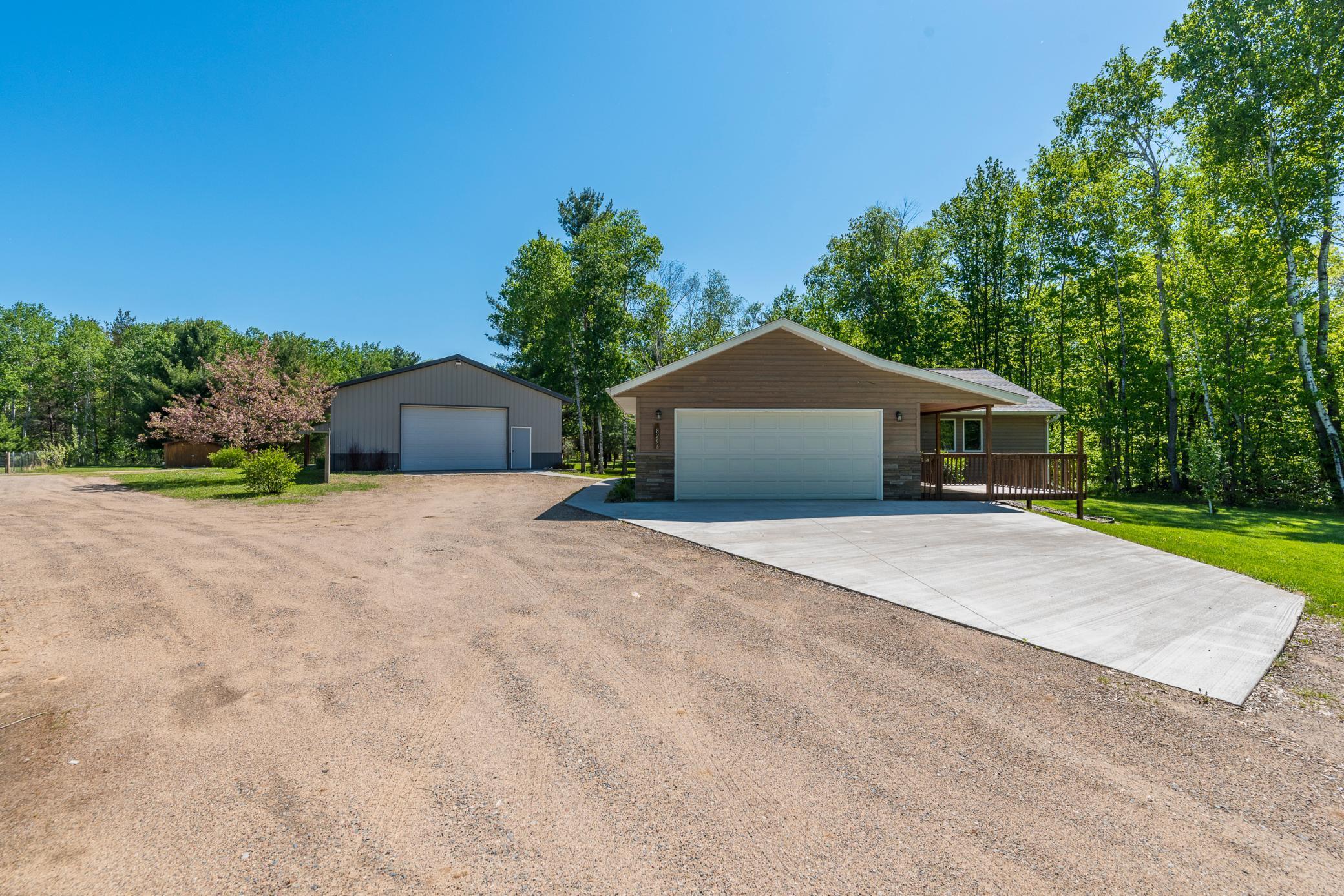 8296 Gladstone Lake Road