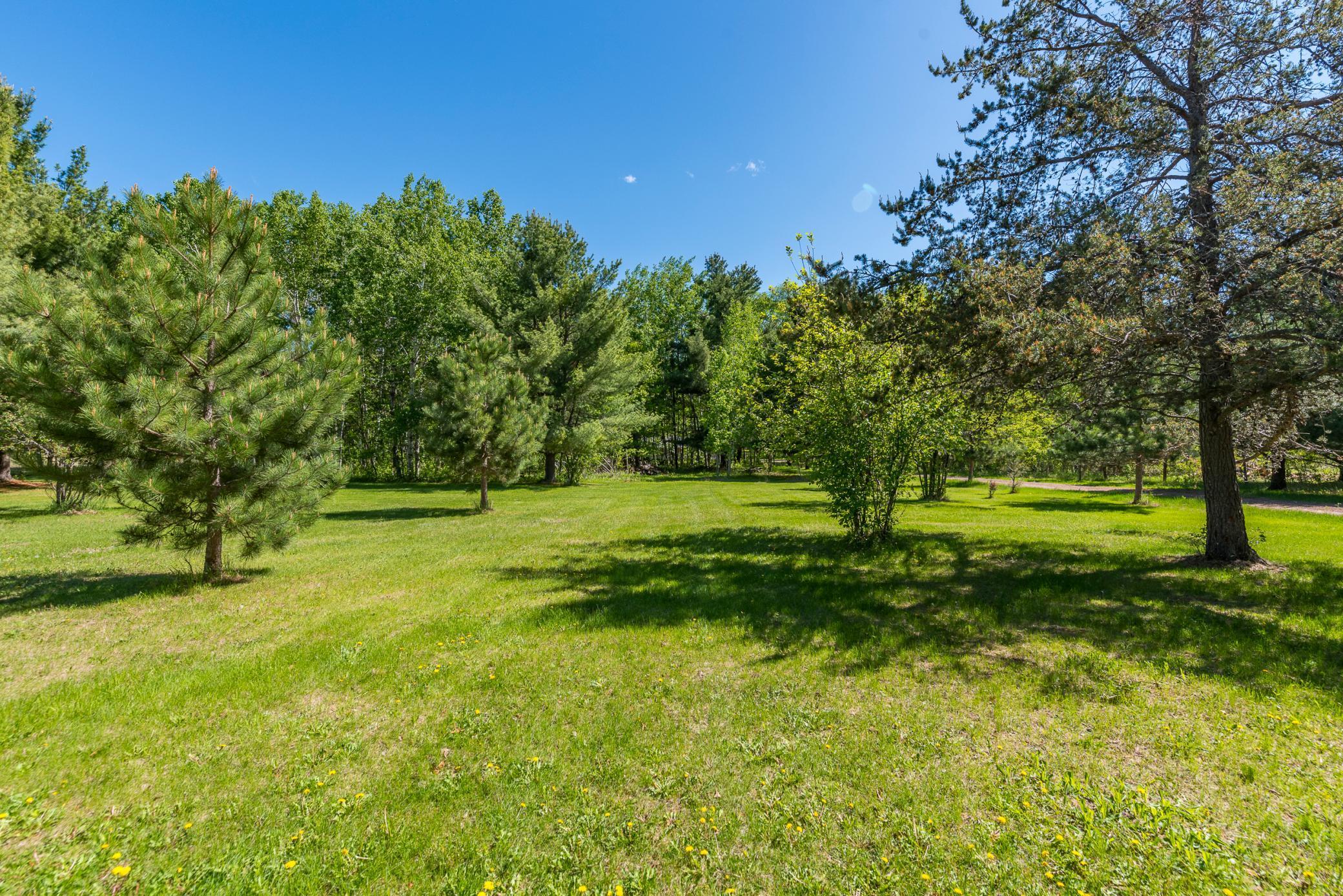 8296 Gladstone Lake Road