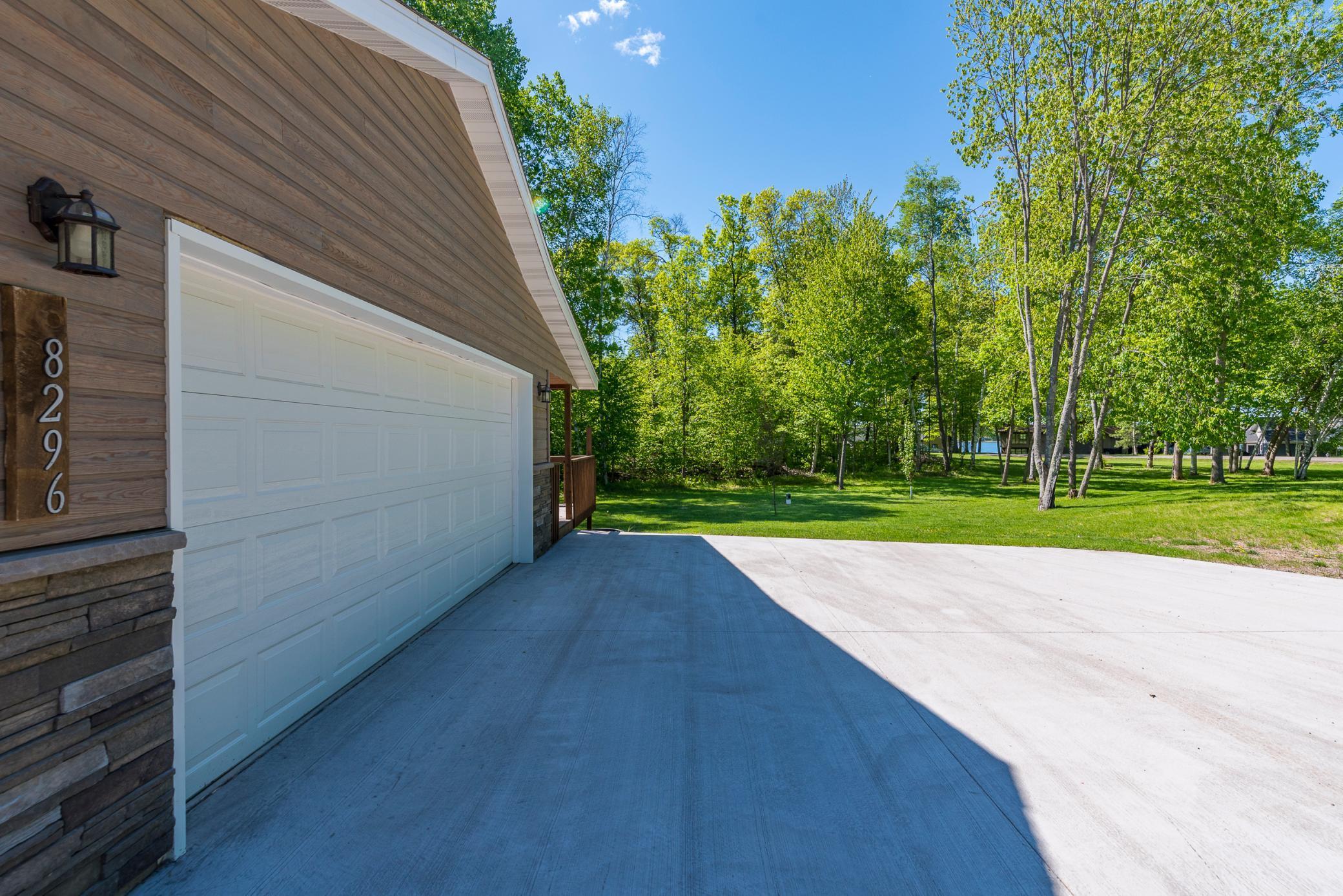 8296 Gladstone Lake Road