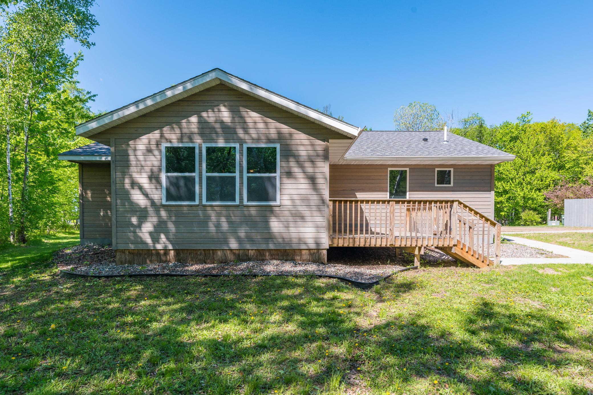 8296 Gladstone Lake Road