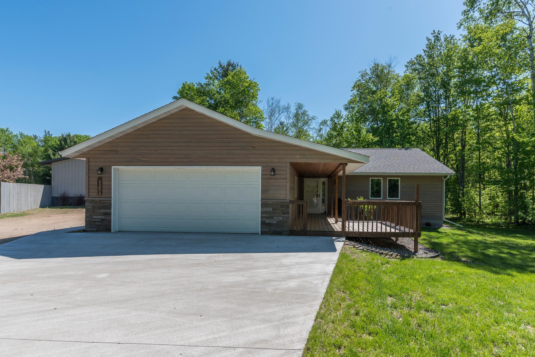 8296 Gladstone Lake Road