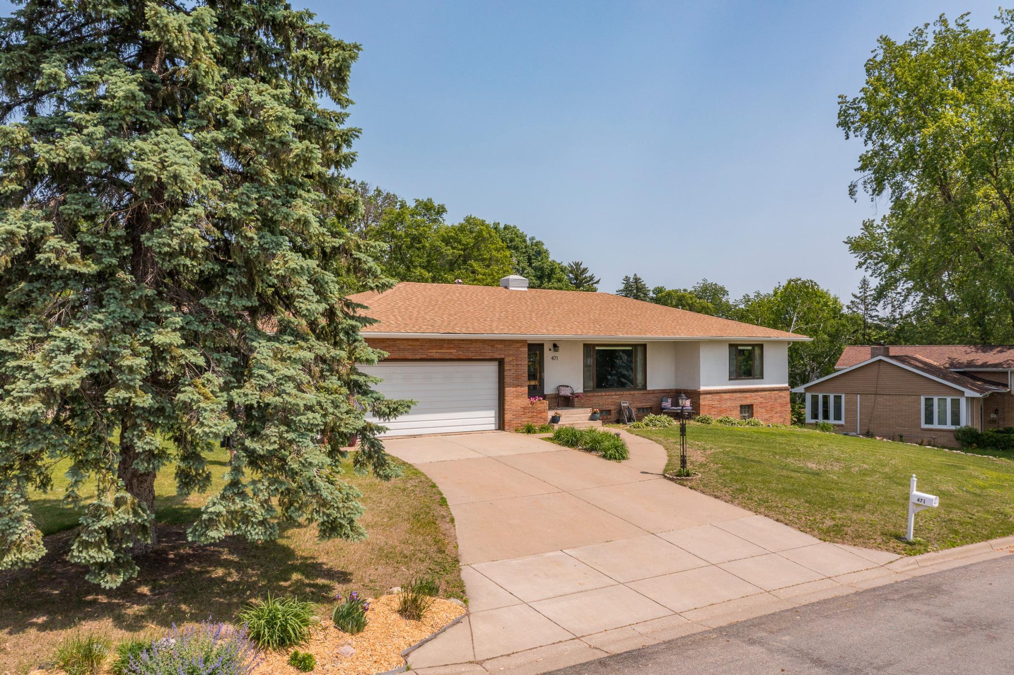 471 Tyrol Drive