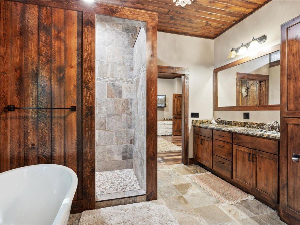 11489 Eagle View Trail