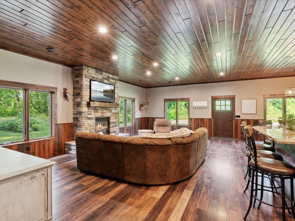 11489 Eagle View Trail