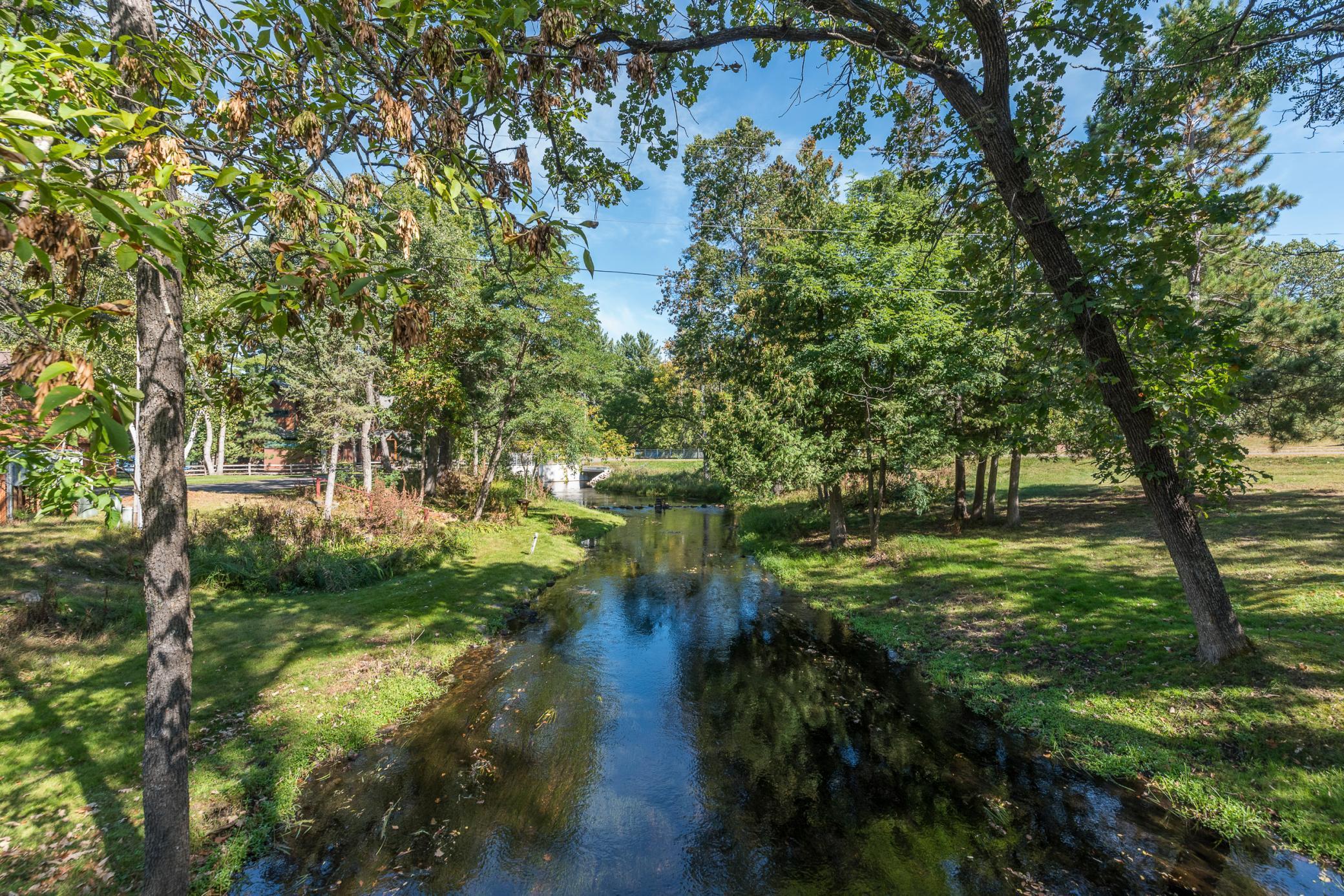 24945 Viking Drive