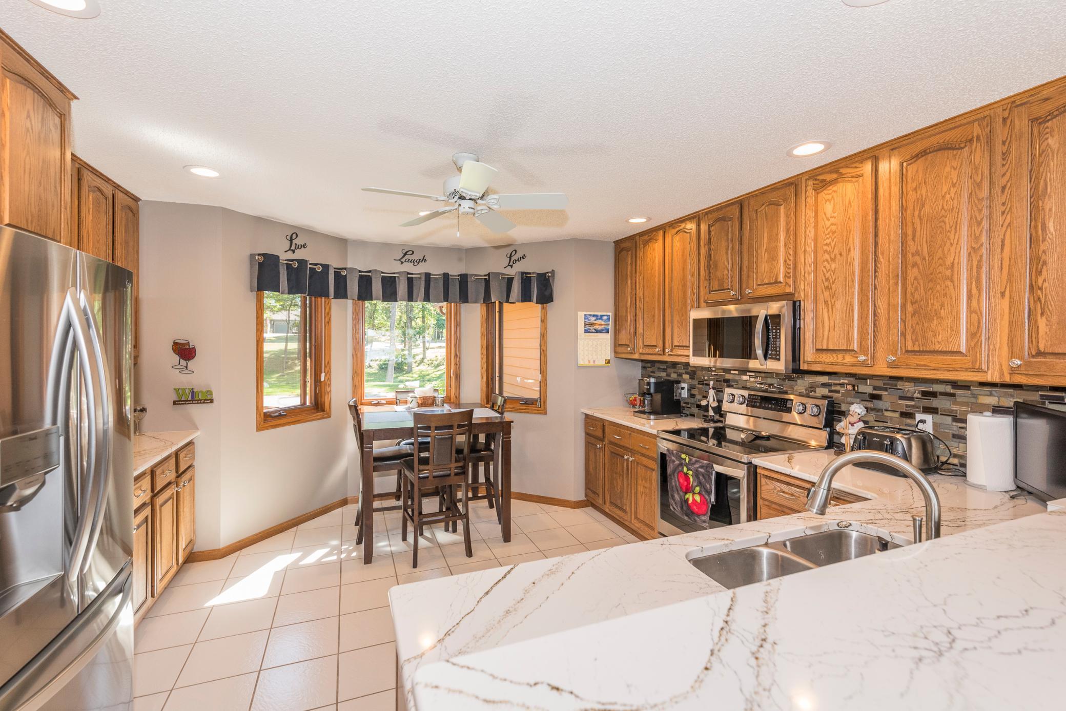 24945 Viking Drive