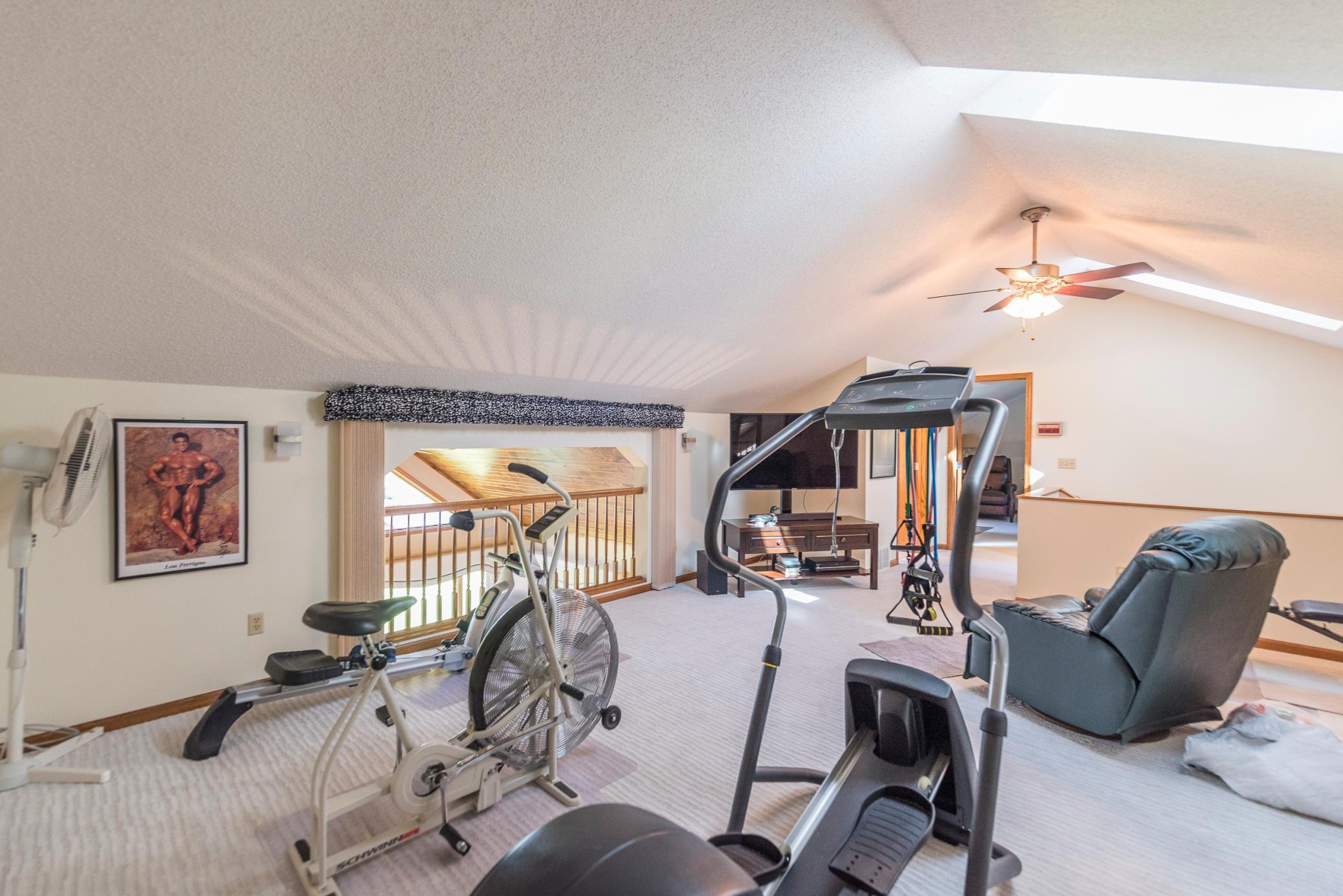 24945 Viking Drive