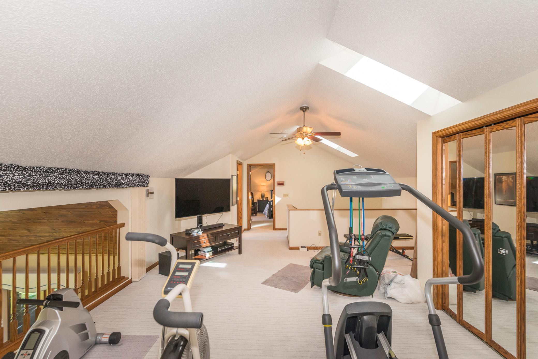 24945 Viking Drive