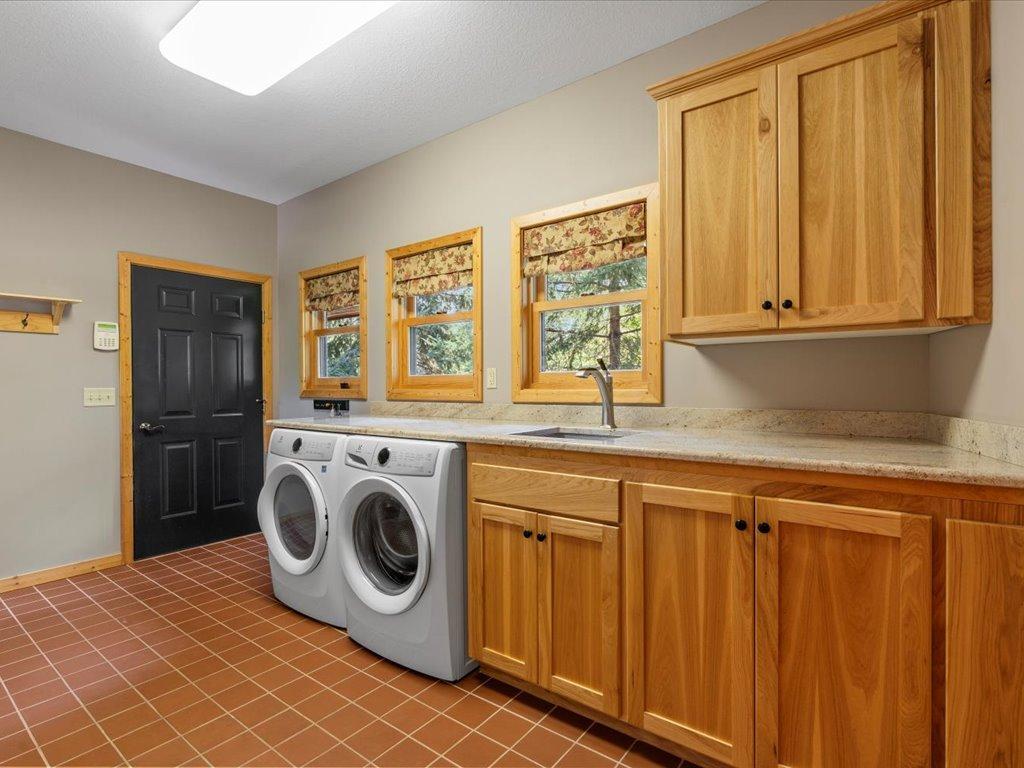 33811 Winnamakee Shores Road