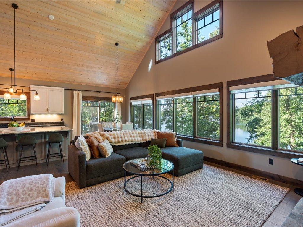 27748 W Twin Lake Drive