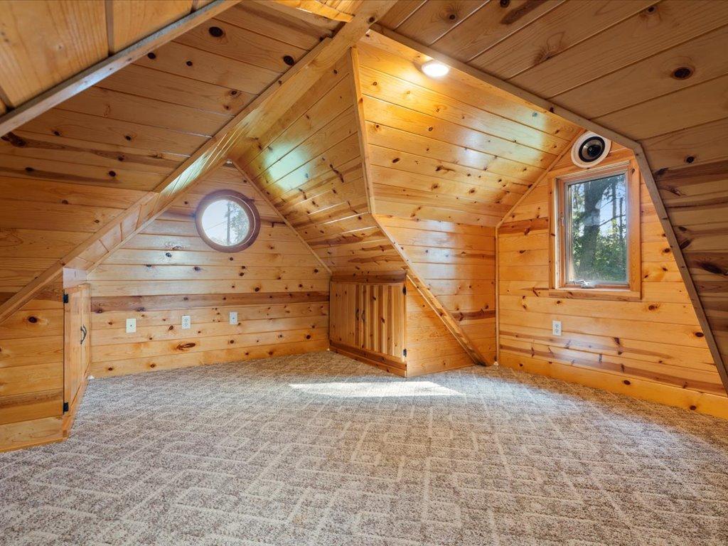 27748 W Twin Lake Drive