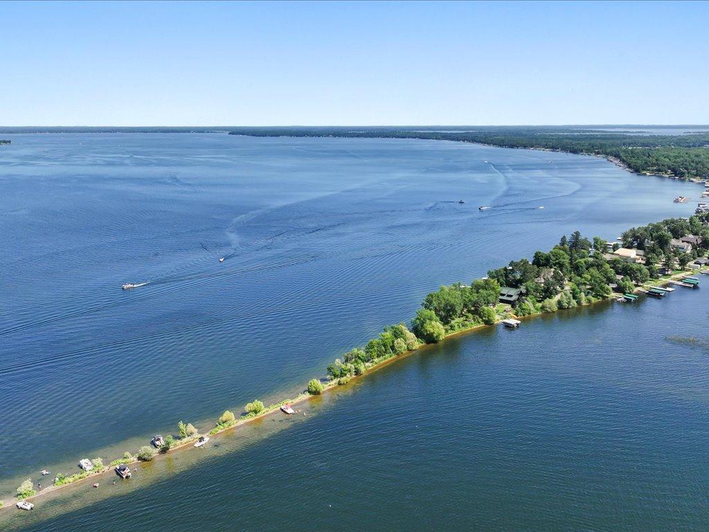 10323 Gull Point Rd