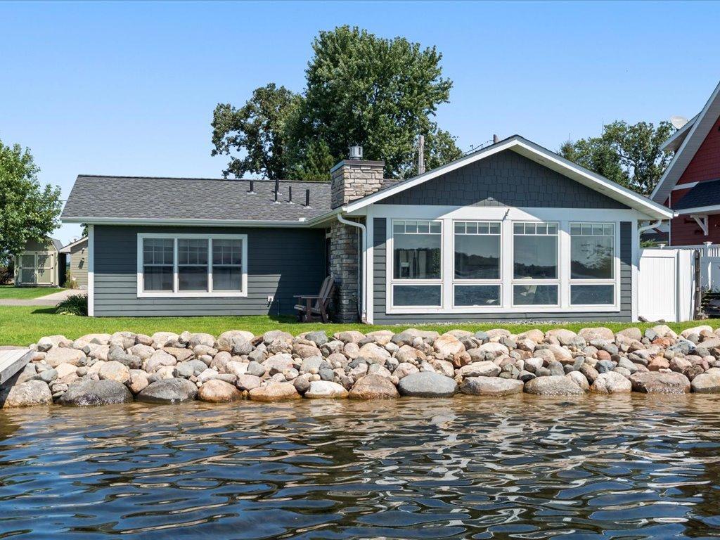 10323 Gull Point Rd