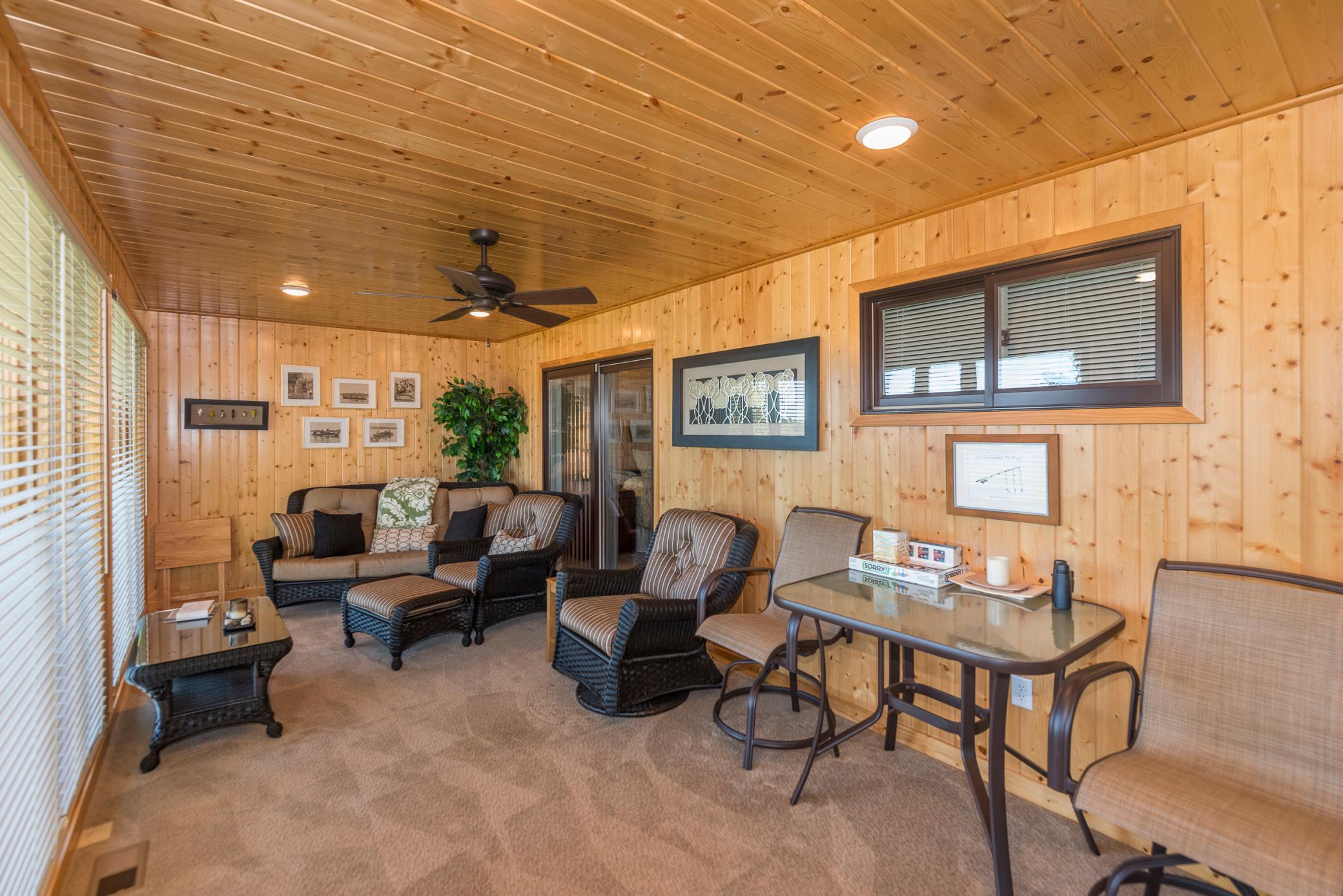 24927 Viking Drive