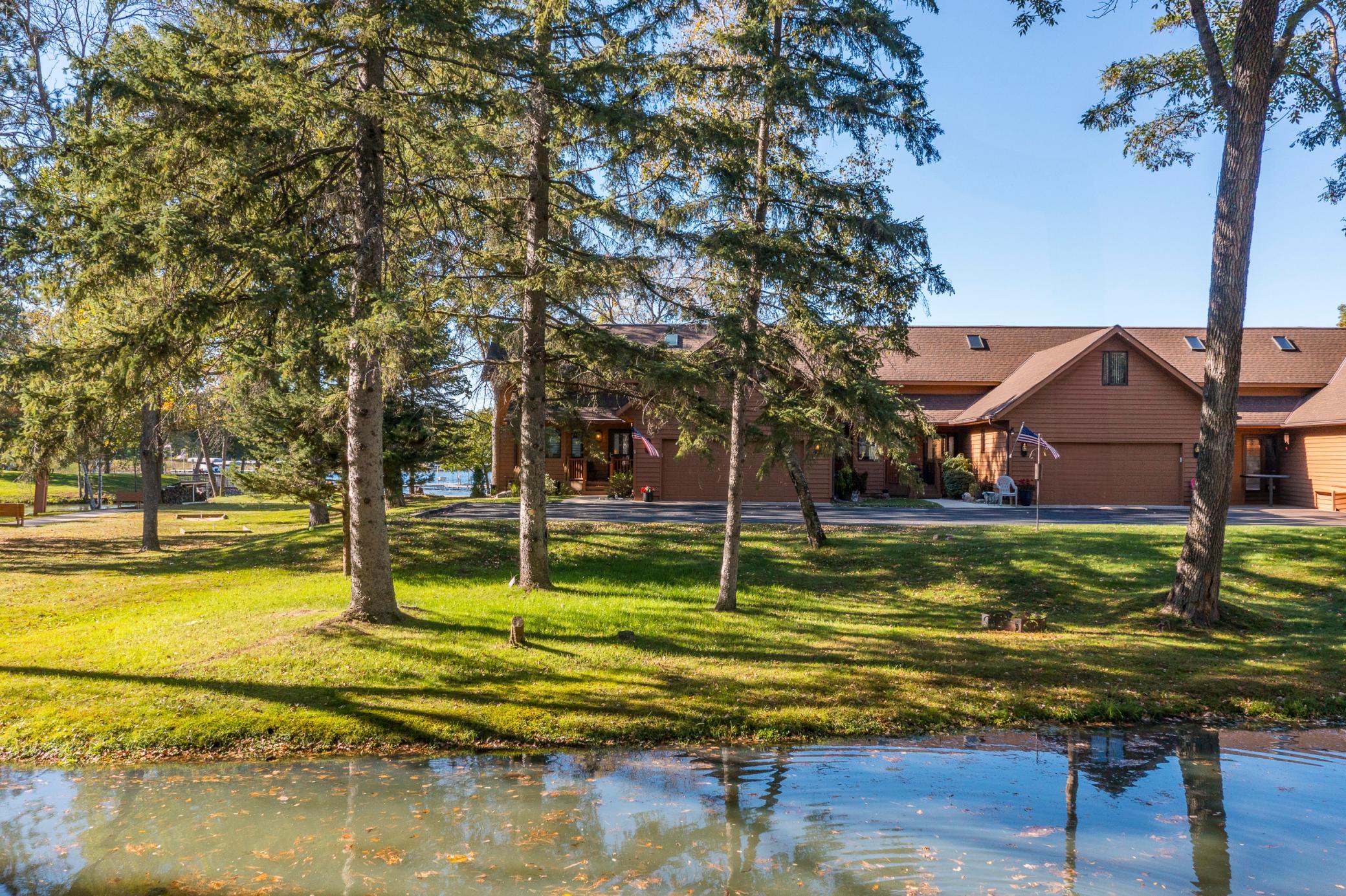 24927 Viking Drive