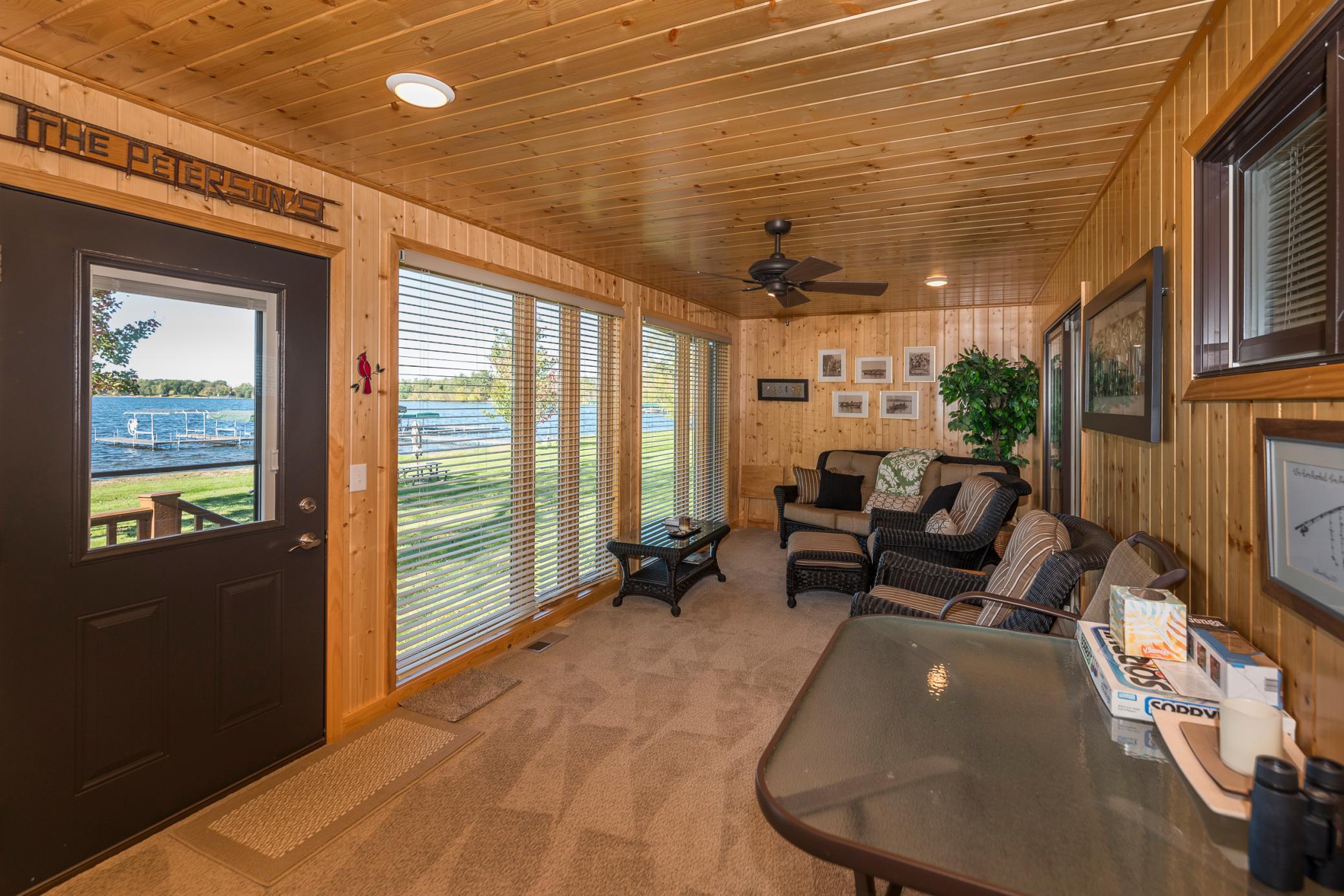24927 Viking Drive
