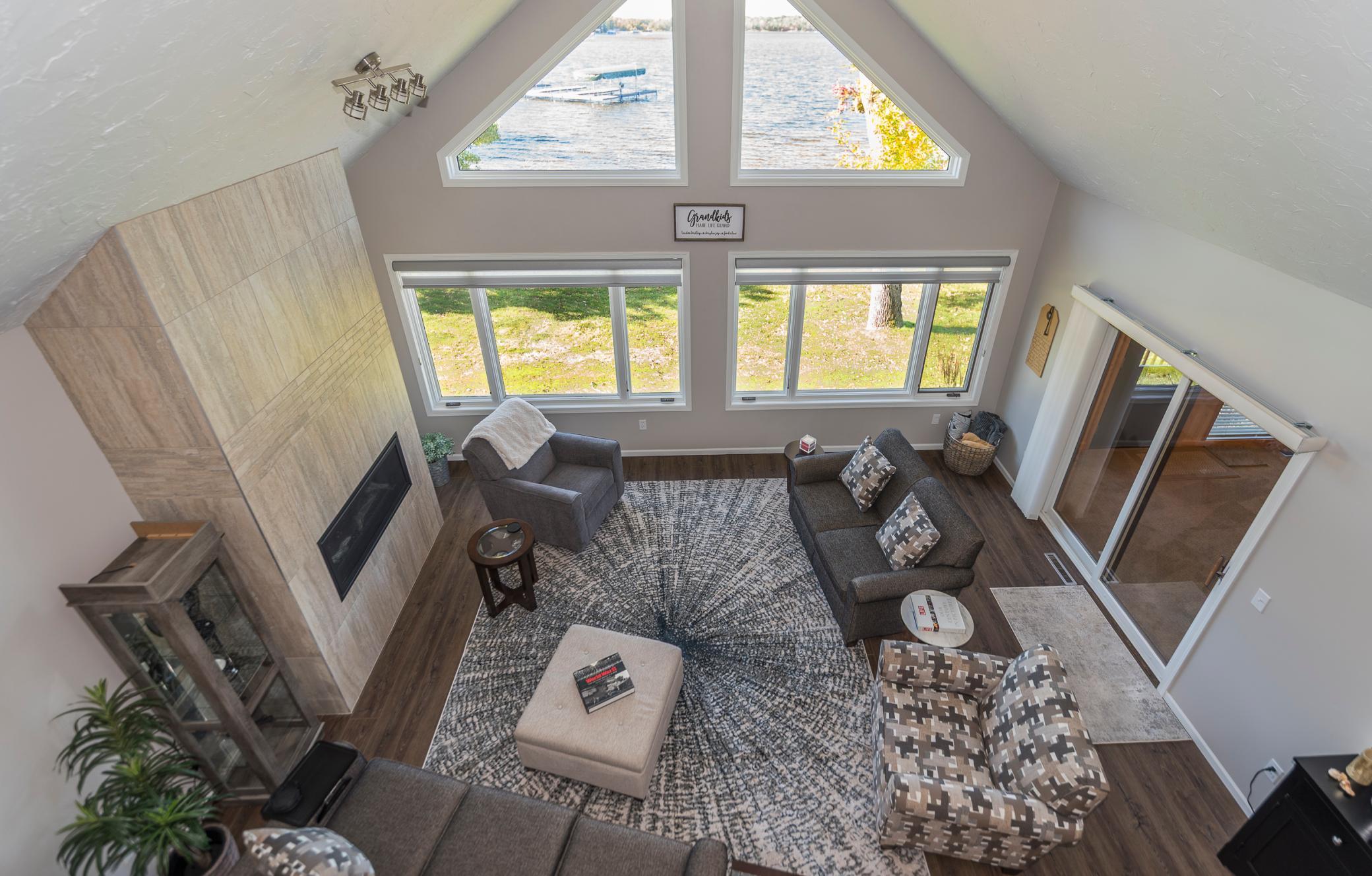 24927 Viking Drive
