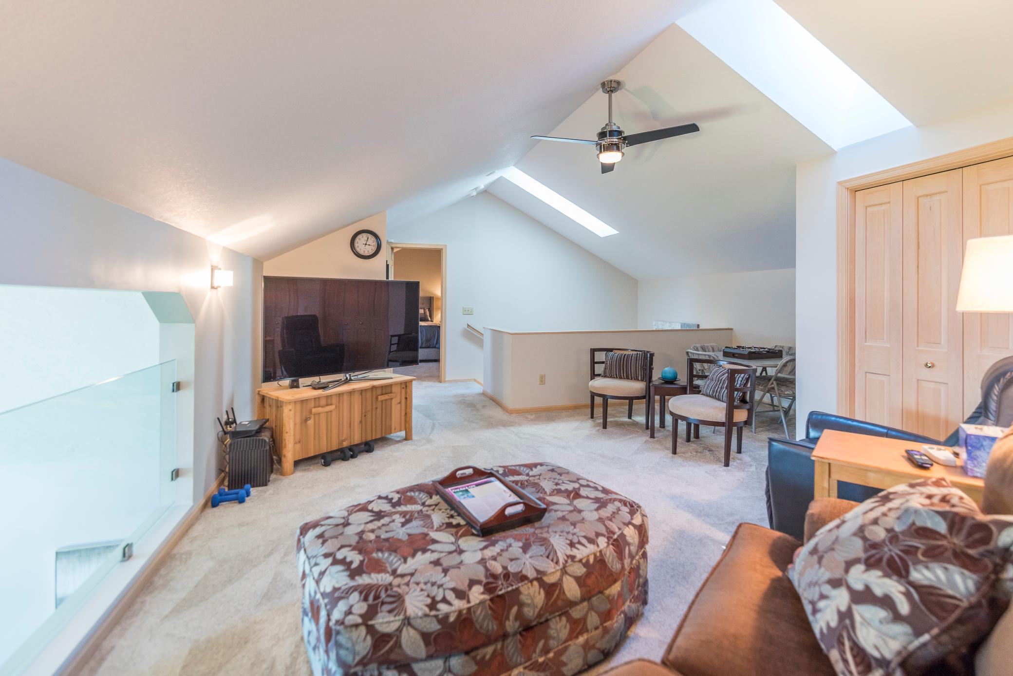 24927 Viking Drive