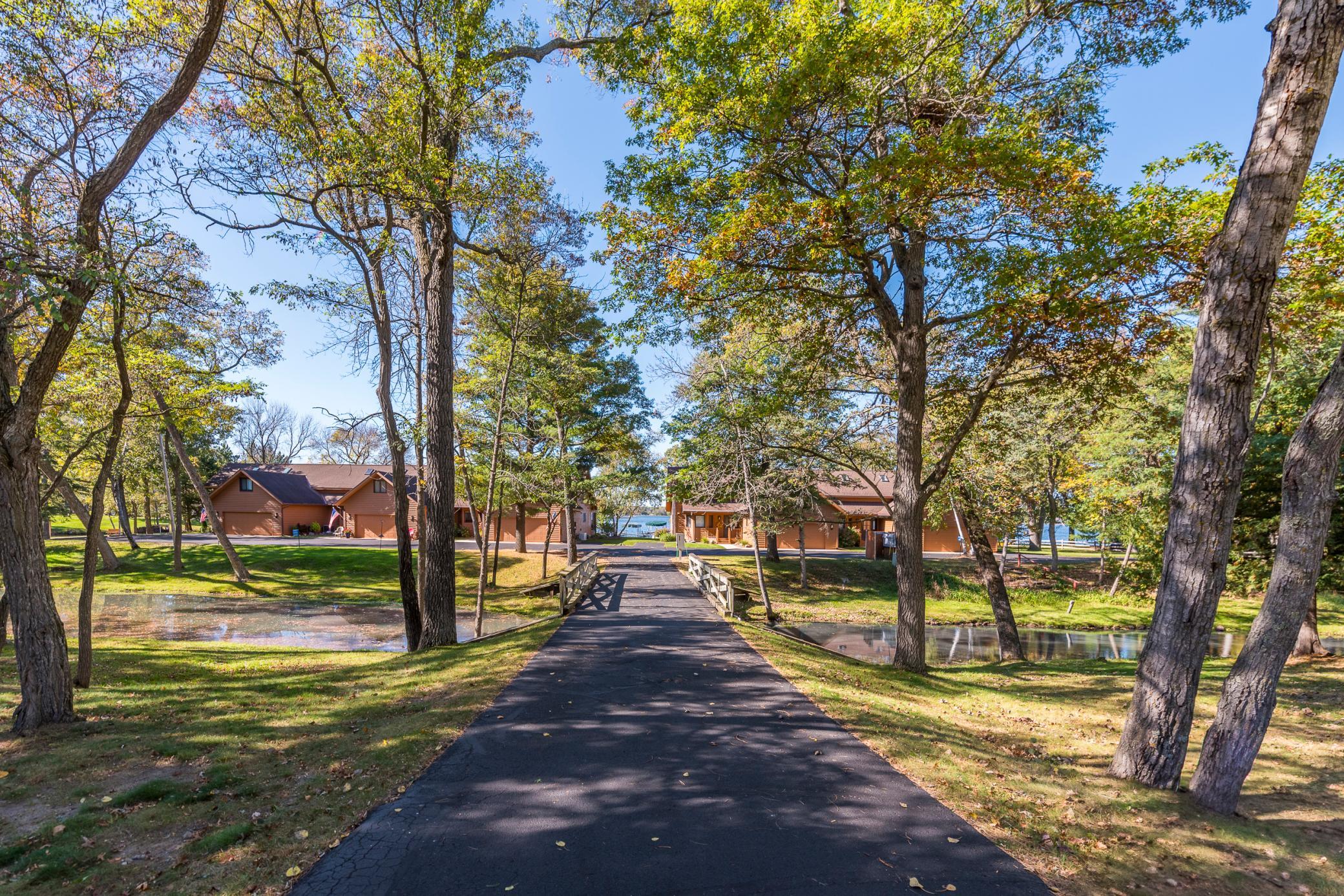 24927 Viking Drive