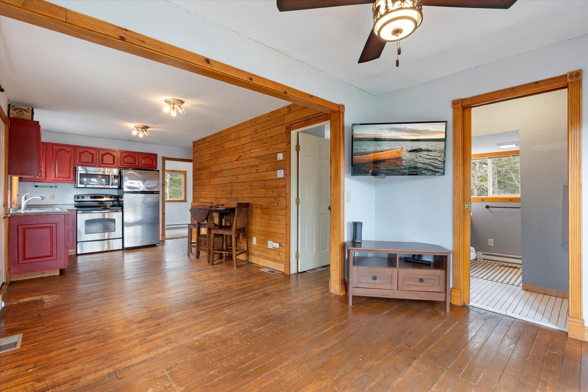 8016 Ridge Road