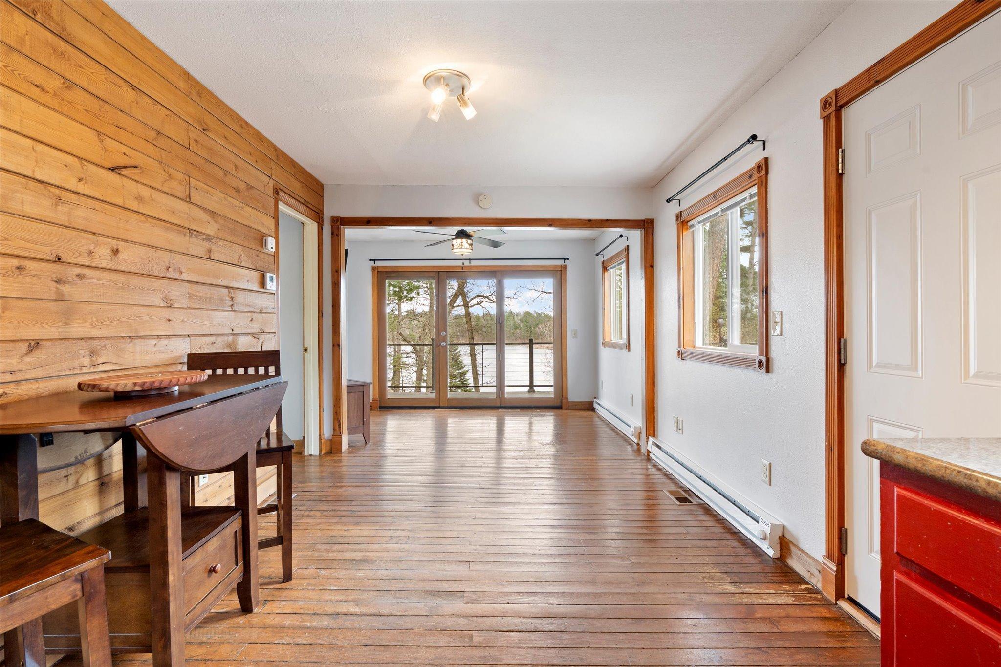 8016 Ridge Road