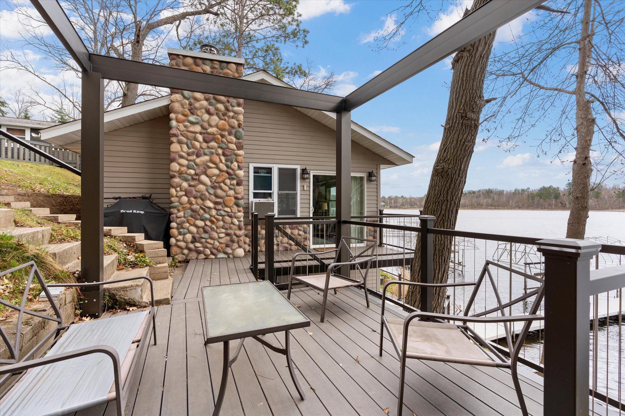 8016 Ridge Road