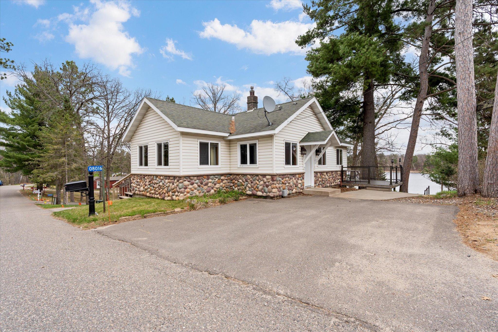 8016 Ridge Road