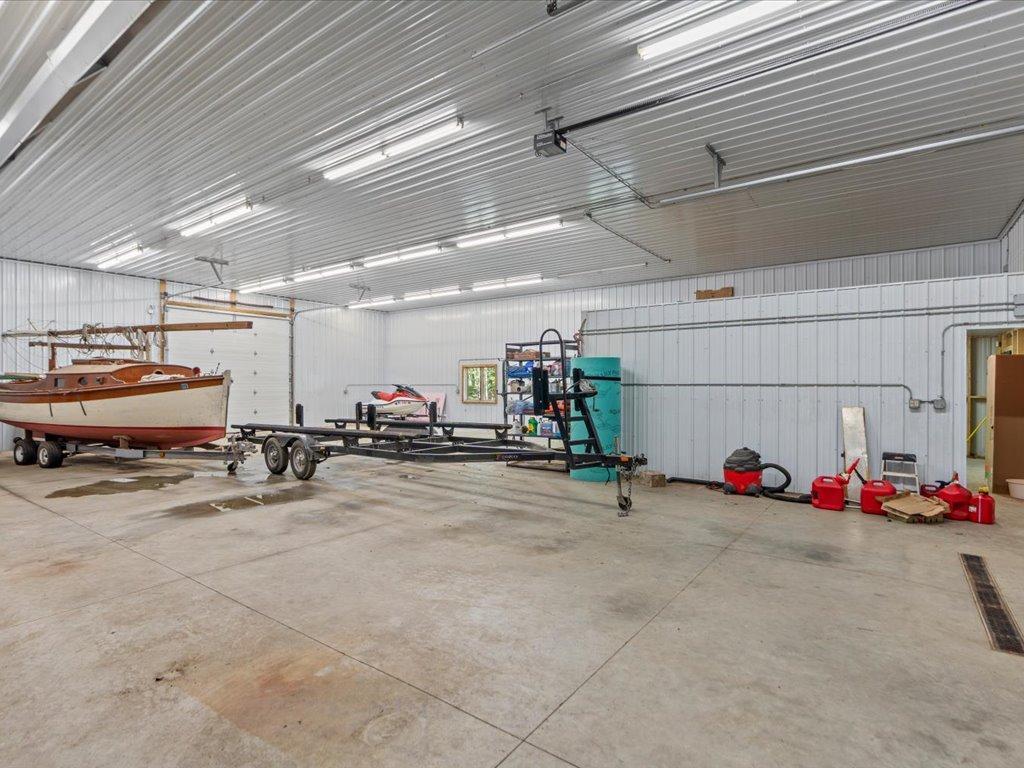 3912 E Del Ray Trail NE