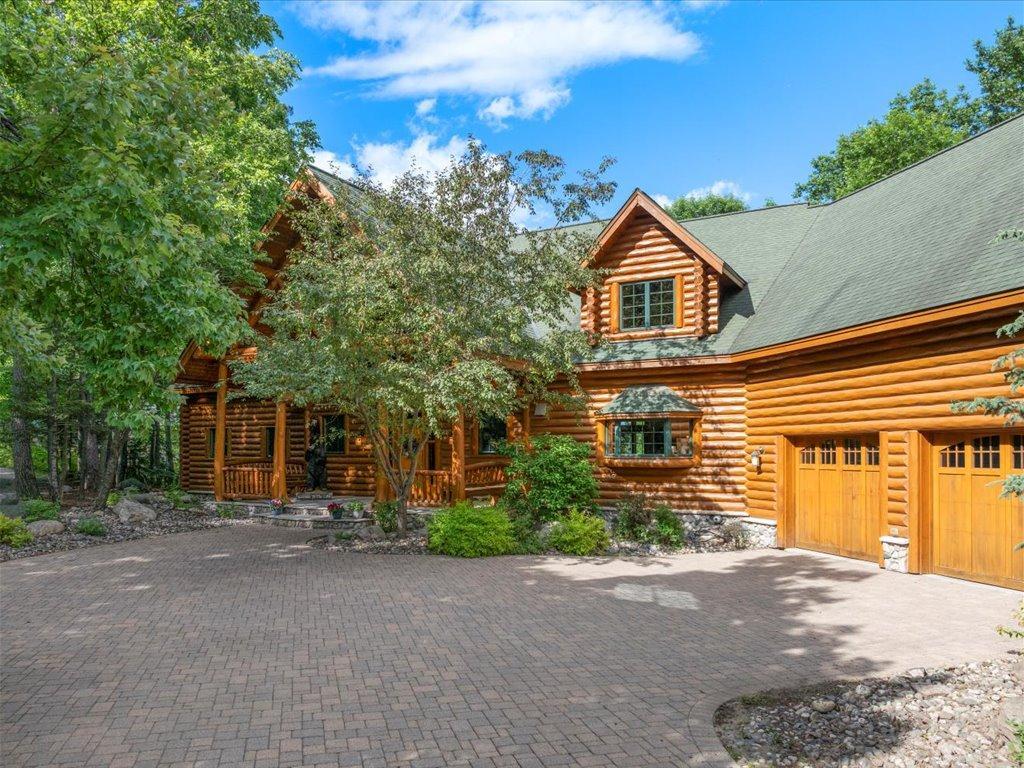 3912 E Del Ray Trail NE