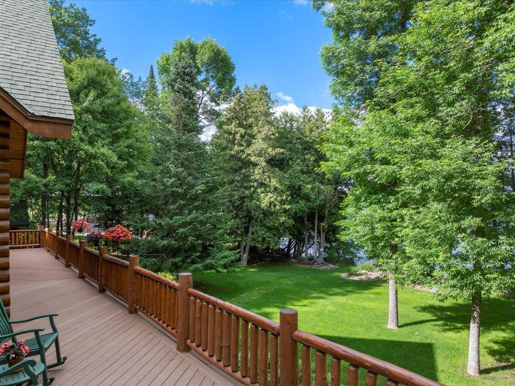 3912 E Del Ray Trail NE