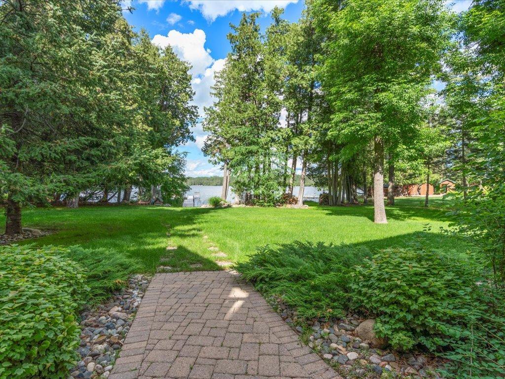3912 E Del Ray Trail NE