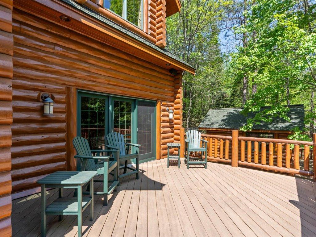 3912 E Del Ray Trail NE