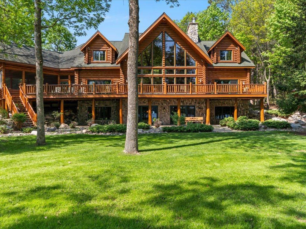 3912 E Del Ray Trail NE
