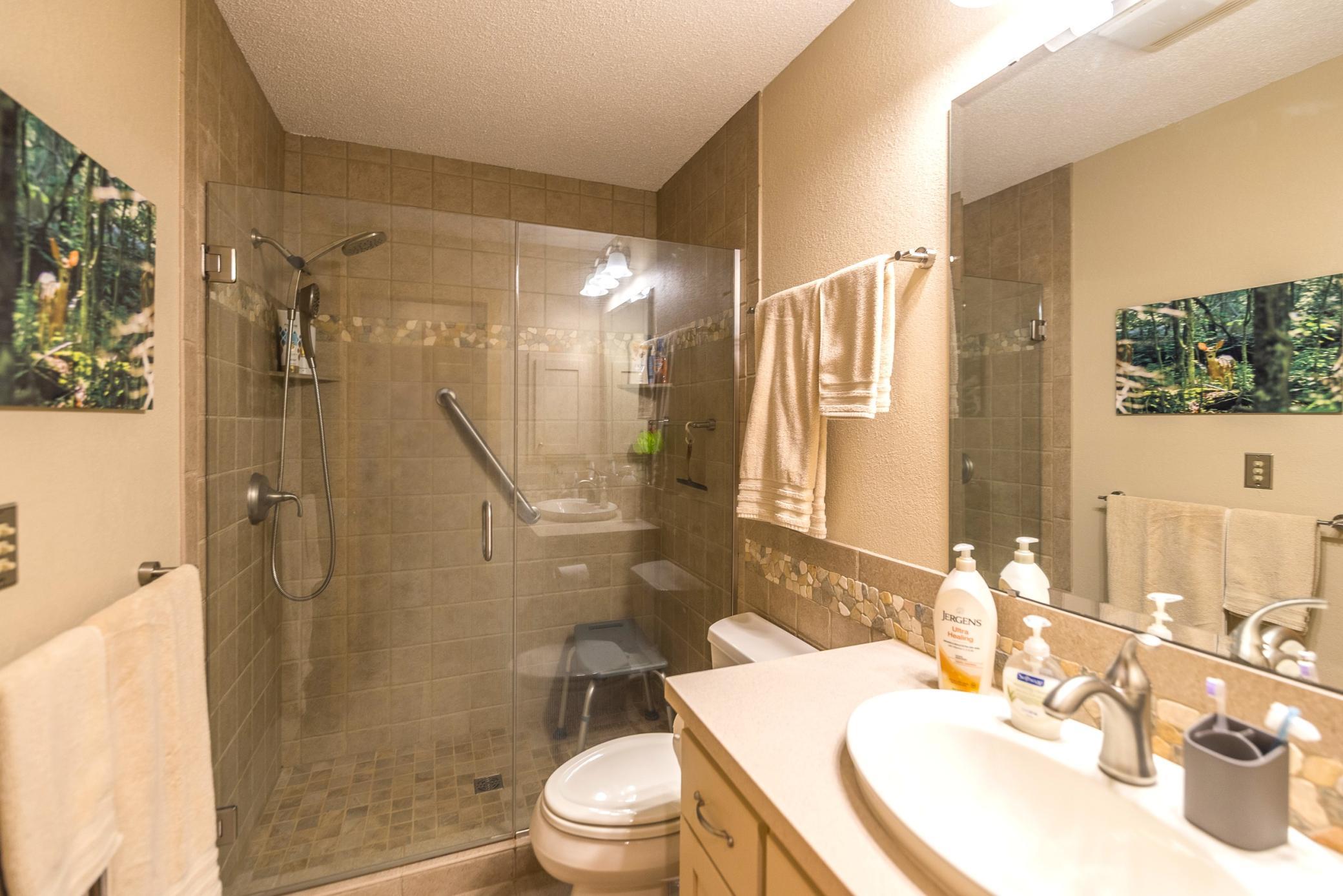 1393 East Pointe Drive Unit: 1393