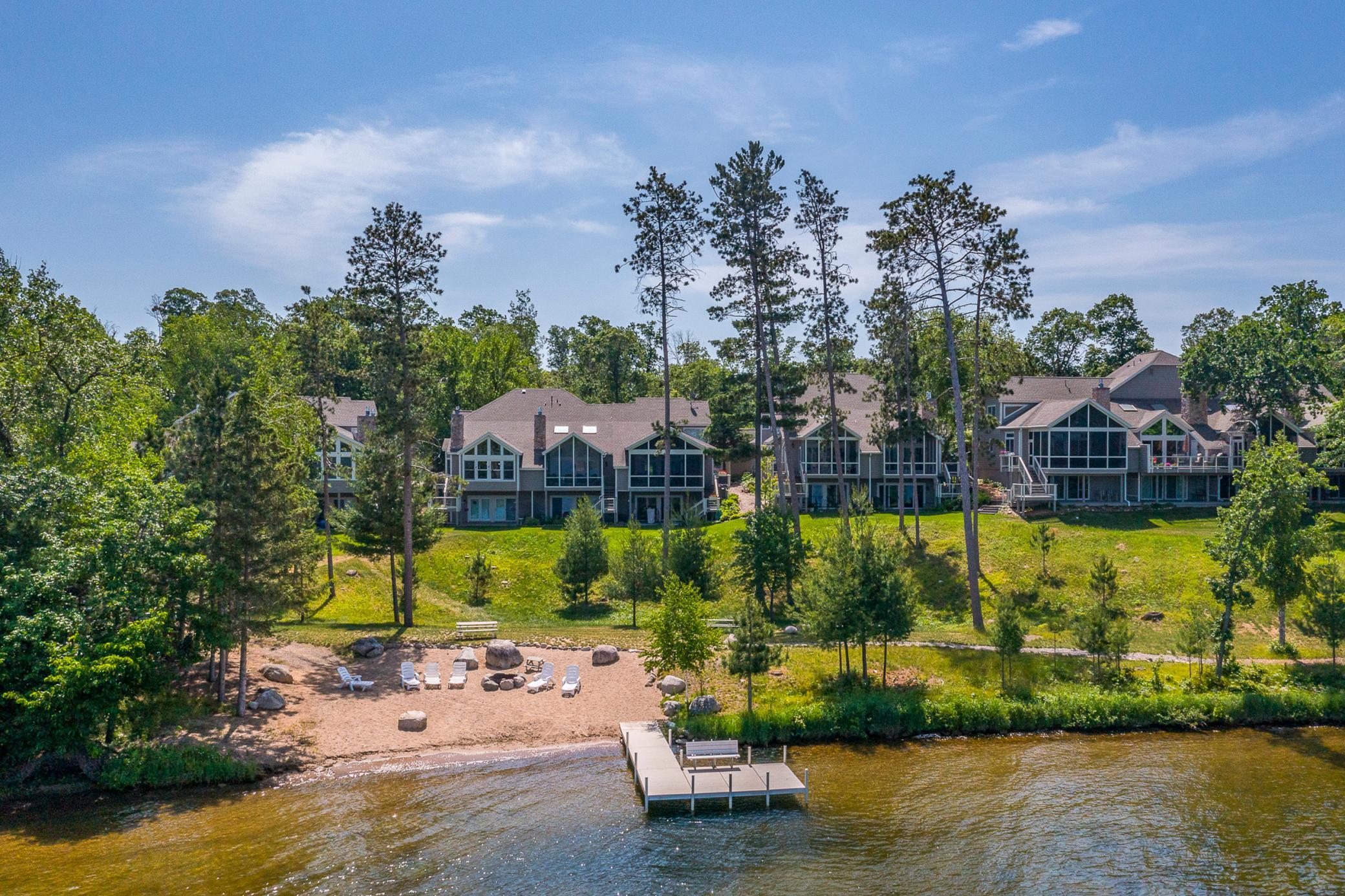 1393 East Pointe Drive Unit: 1393