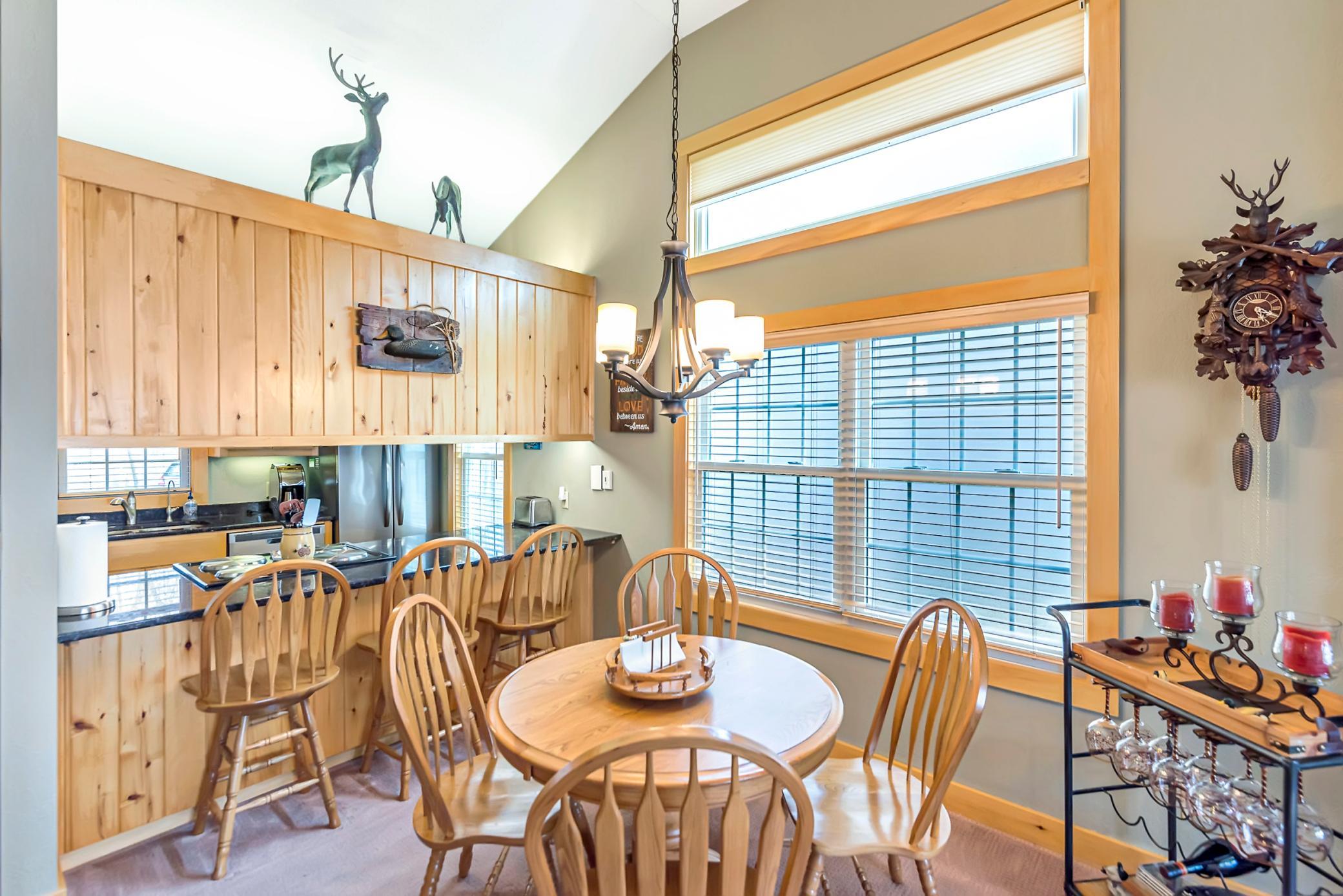 1393 East Pointe Drive Unit: 1393