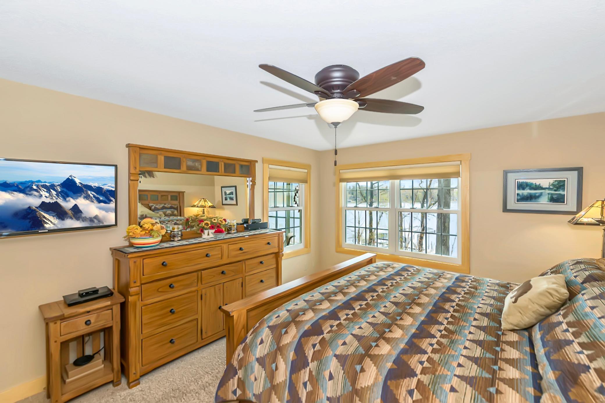 1393 East Pointe Drive Unit: 1393