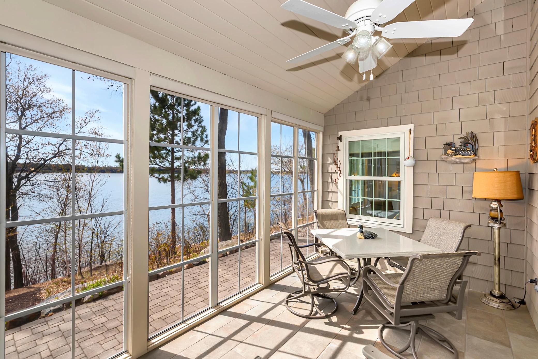 1393 East Pointe Drive Unit: 1393
