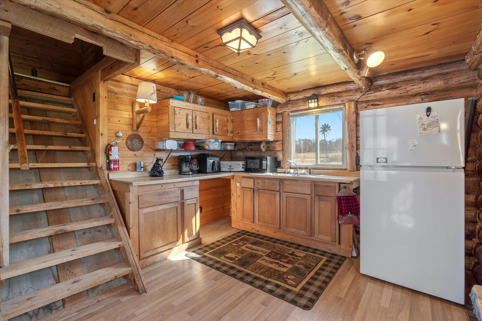 44357 Red Oak Road