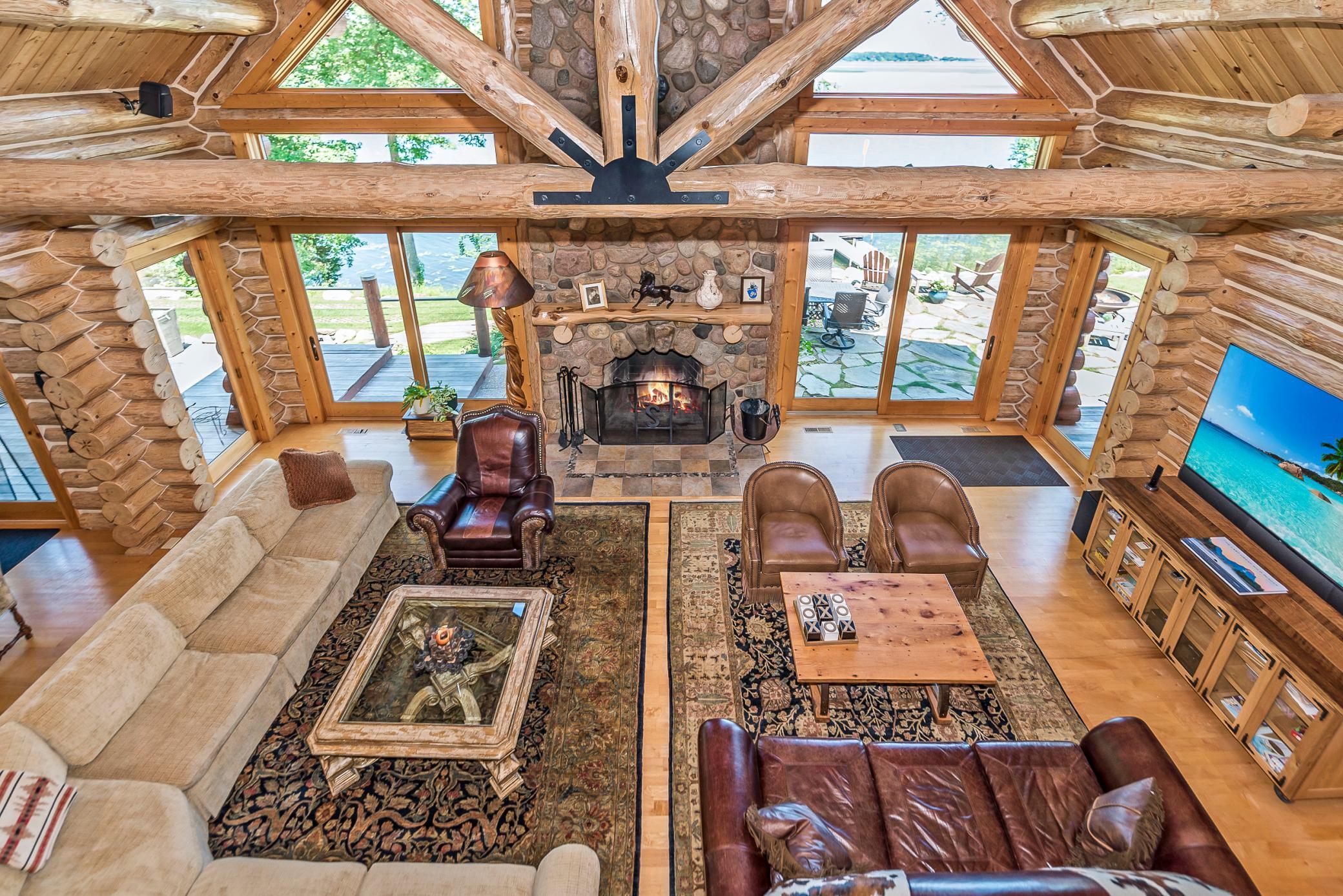 2468 Maple Drive SW