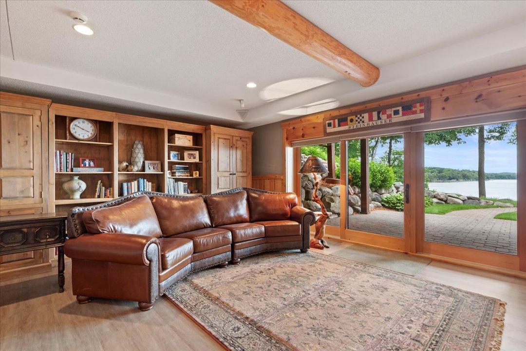 2468 Maple Drive SW