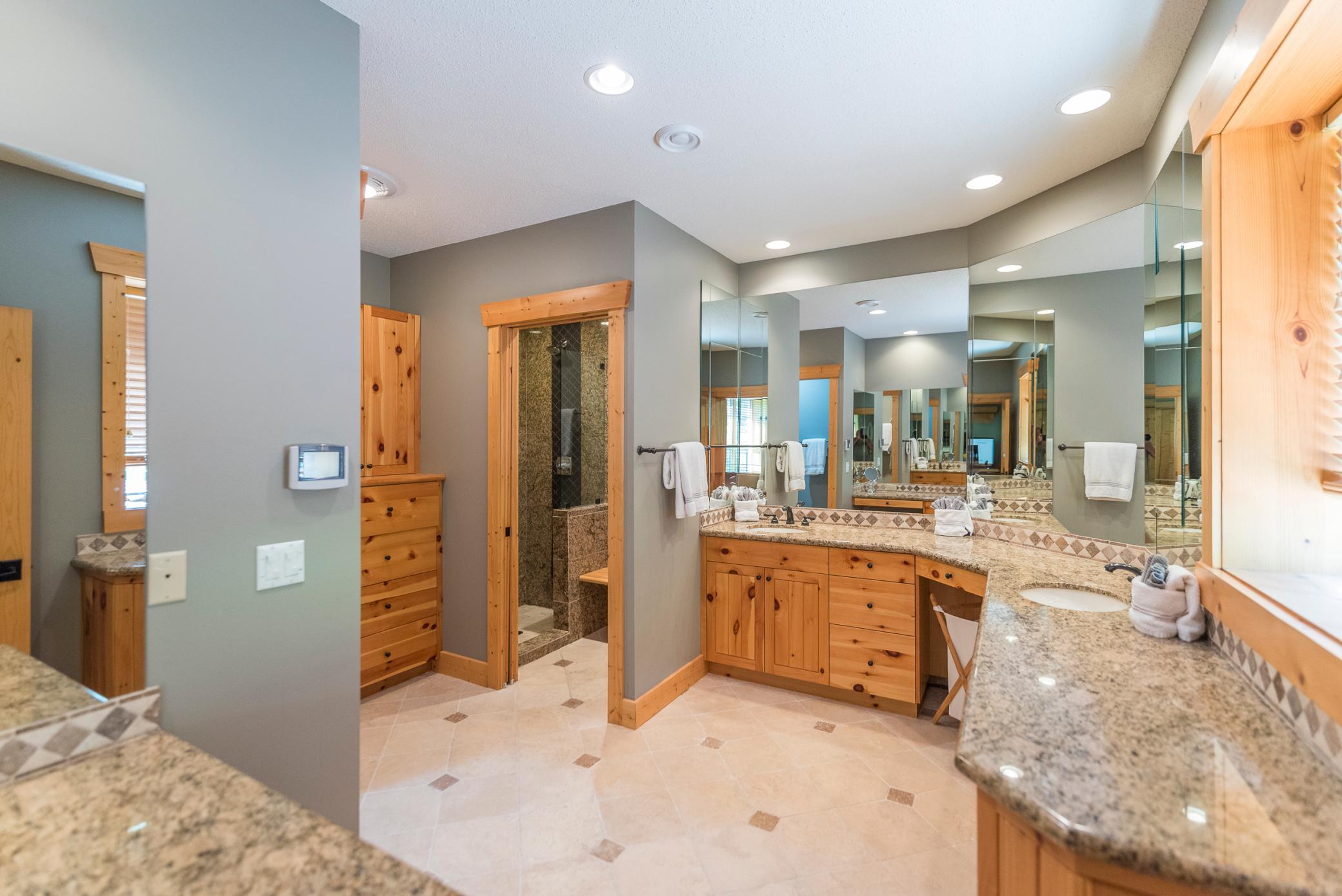 2468 Maple Drive SW