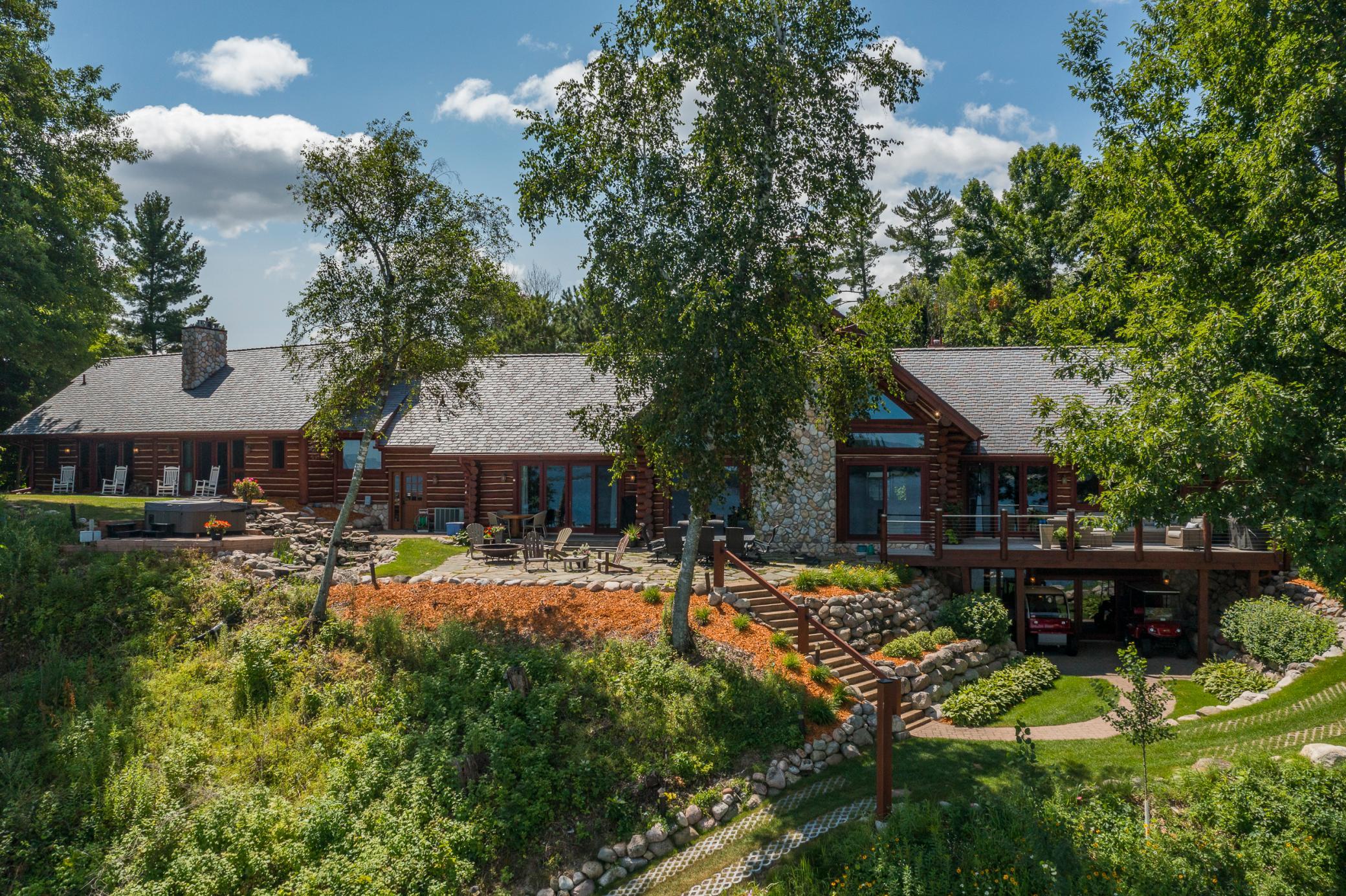 2468 Maple Drive SW