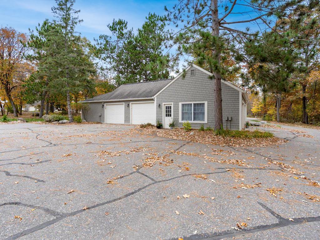 1373 E Pointe Drive